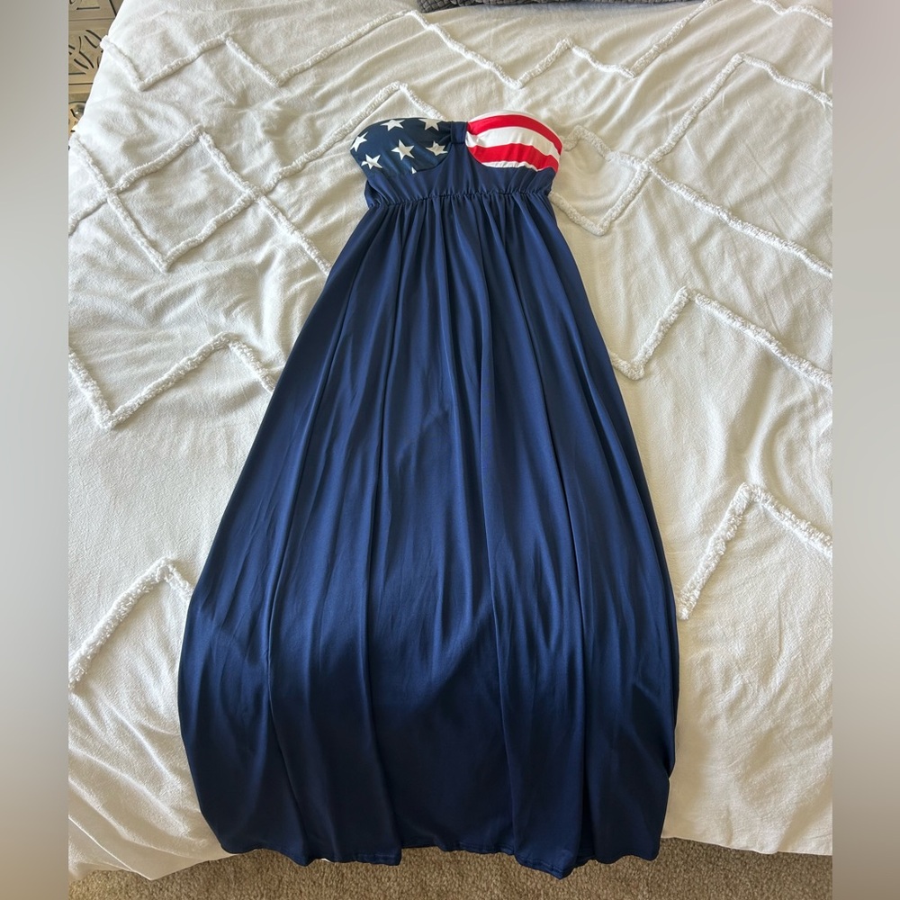 NWOT Size large patriotic tube top maxi dress with American flag top